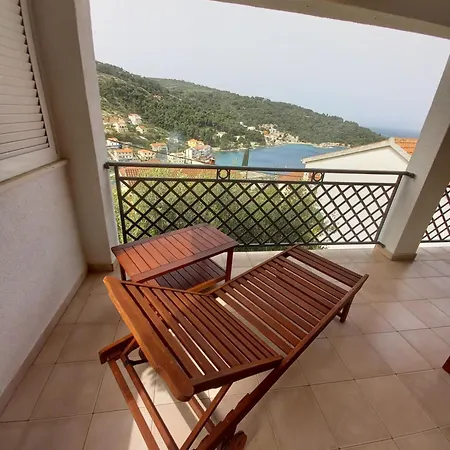 Marina Zuti Apartament