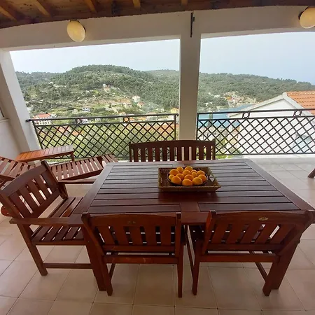 Apartment Marina Zuti *