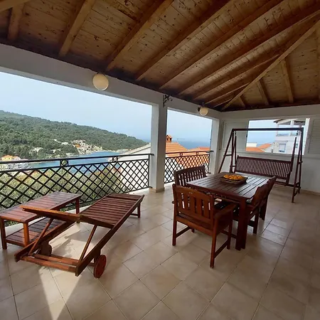 Marina Zuti Apartament *